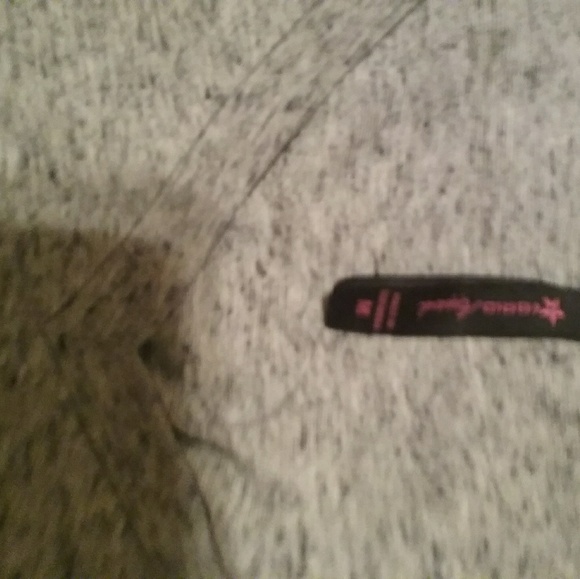 Heather Gray t-shirt - Picture 5 of 5